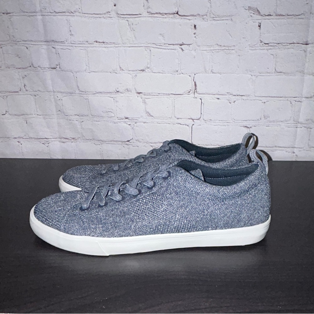 johnnie-O‎ techknit sneakers men’s size 9.5M